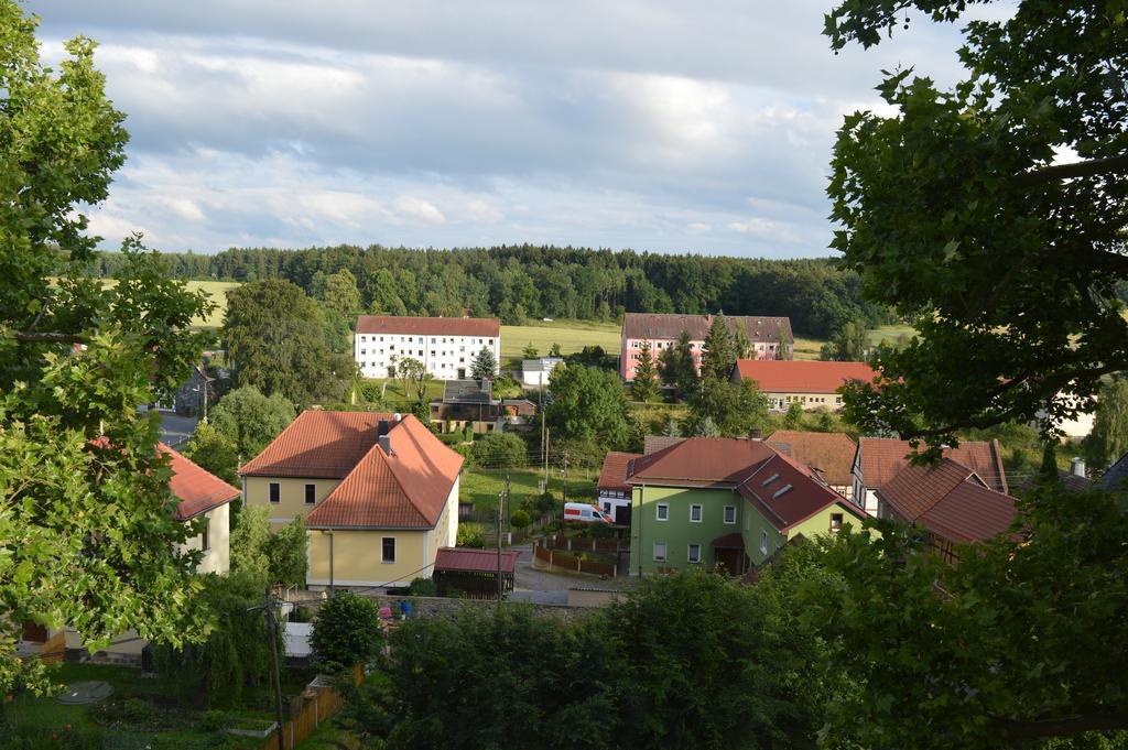 Domizil Im Schloss Apartment Hummelshain Bagian luar foto