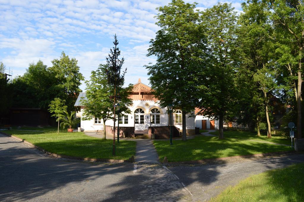 Domizil Im Schloss Apartment Hummelshain Bagian luar foto